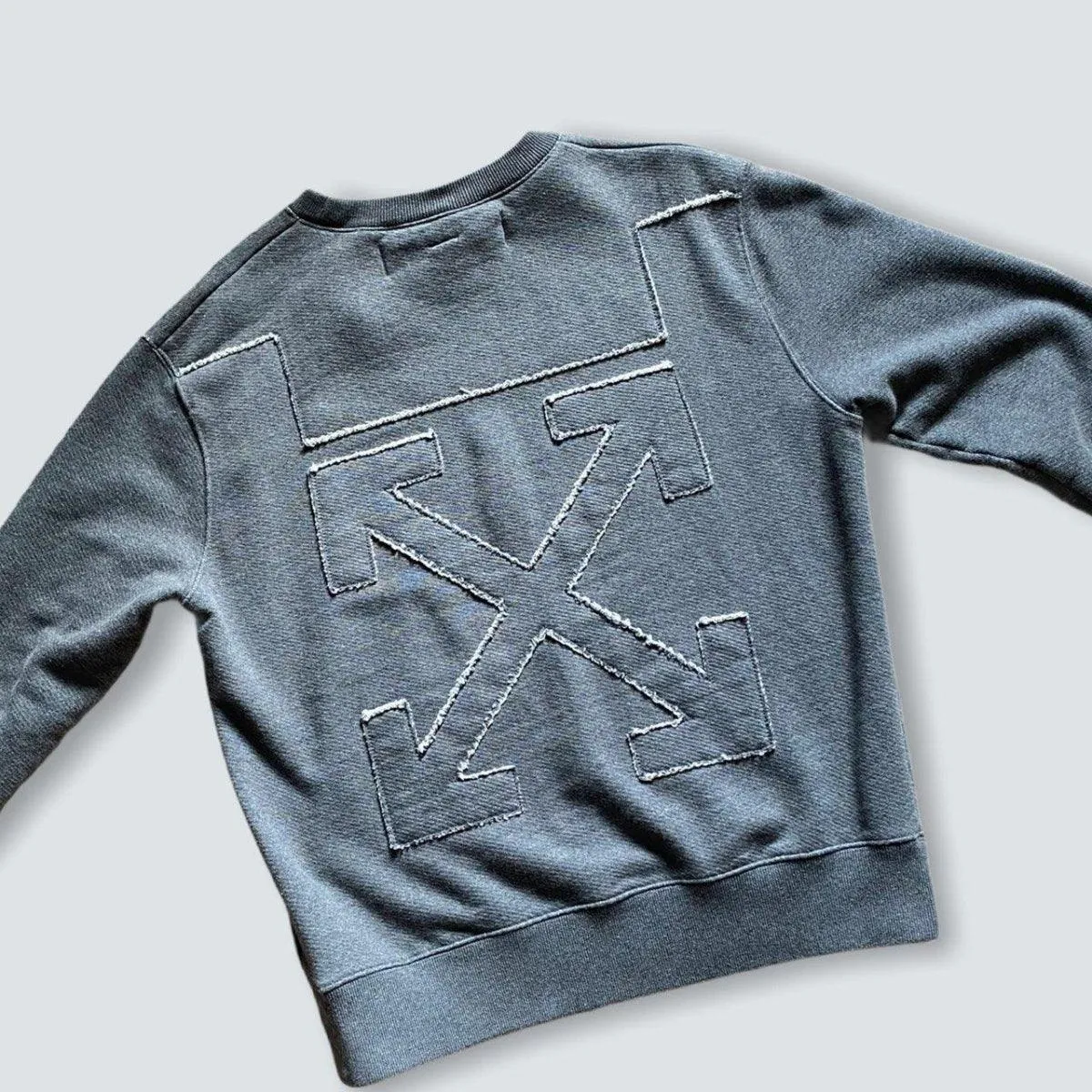 2018 Off-White Grey crewneck (L)