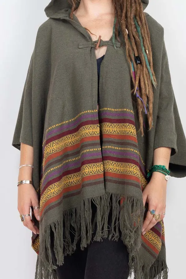 Jacauard Border Hooded Poncho